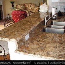 image 158-kamienna-wyspa-w-kuchni-jpg