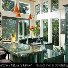 image 166-kamienna-wyspa-w-kuchni-jpg