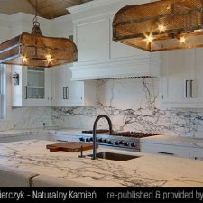 image 196-kamienna-wyspa-w-kuchni-jpg