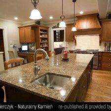 image 229-wyspy-kuchenne-z-kamienia-jpg