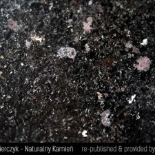 image 06-kamienie-naturalne-granit-star-gate-jpg