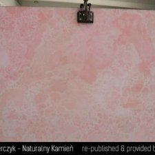 image 10-kamien-naturalny-onyx-rosa-jpg